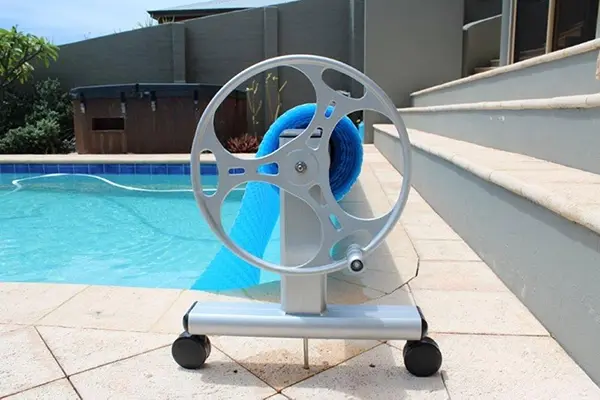 pool-cover-on-roller.webp