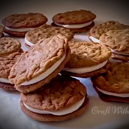 Fluffer-Nutter Sandwich Cookies