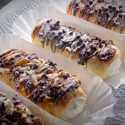 Italian Cream Horns aka Cannoncini
