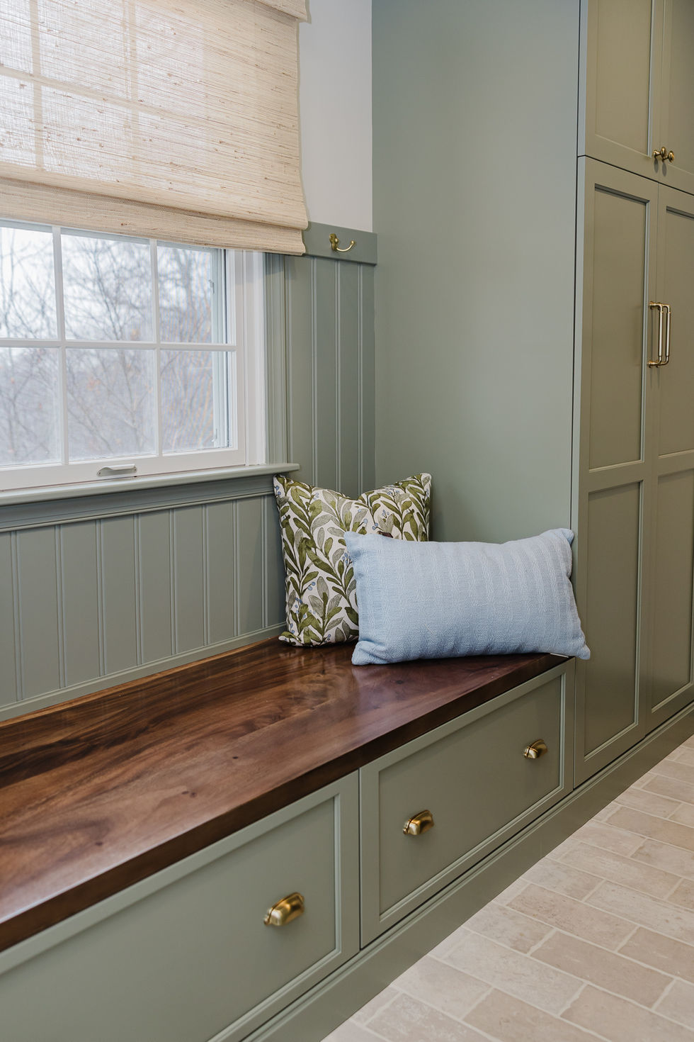 hill-house-design-monkton-md-dark-wood-benchtop-in-sage-green-mudroom-cabinets