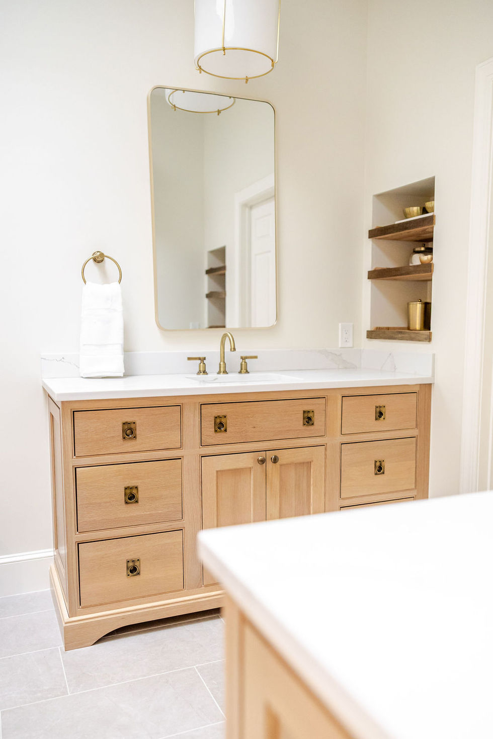 hill-house-design-monkton-md-custom-White Oak-Vanity-in-modern-Spa-Bathroom-Design