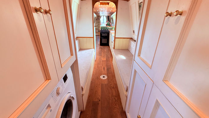 NARROWBOAT FOR SALE