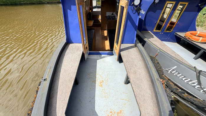 DAY HIRE BOAT FOR SALE