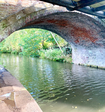 Canal Boat Bridge in Grappenhall