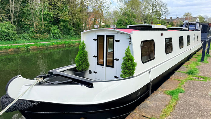 NARROWBOAT FOR SALES