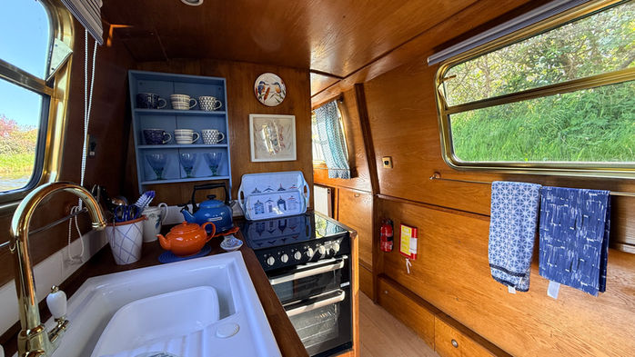 NARROWBOAT FOR SALE