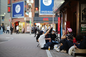 Shibuya to expand ban on street drinking year-round