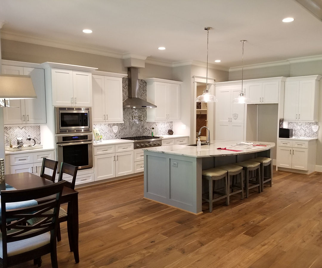 Kitchen remodeling project by Carolina Cabinet Company - photo 2