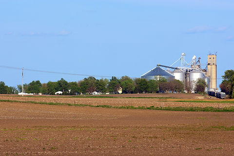 North Dakota Grain Bins.jpg