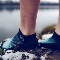 Sockenschuhe fürs Eisbaden