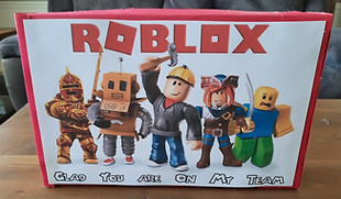 RoBlox Valentines Box