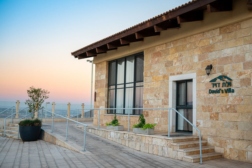 WhatsApp Image 2025-12-04 at 09.49.35 (1).jpeg