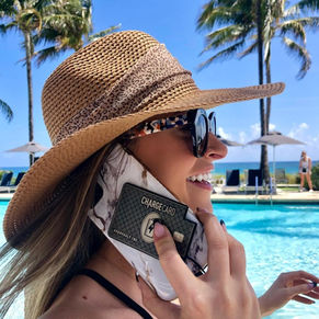 Charge Card Ultra-thin card sized charger