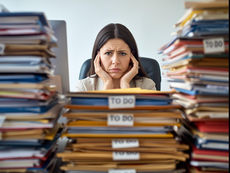 The Slightly Reckless, Softly Brave Guide to Dreaming Big (Without Melting Down)