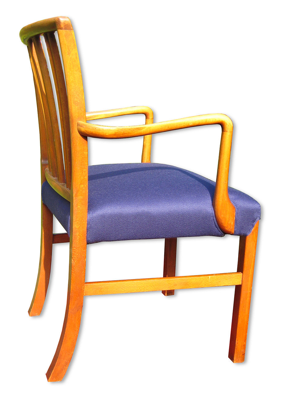 Thumbnail: Ole Wanscher: Armchair of stained beech