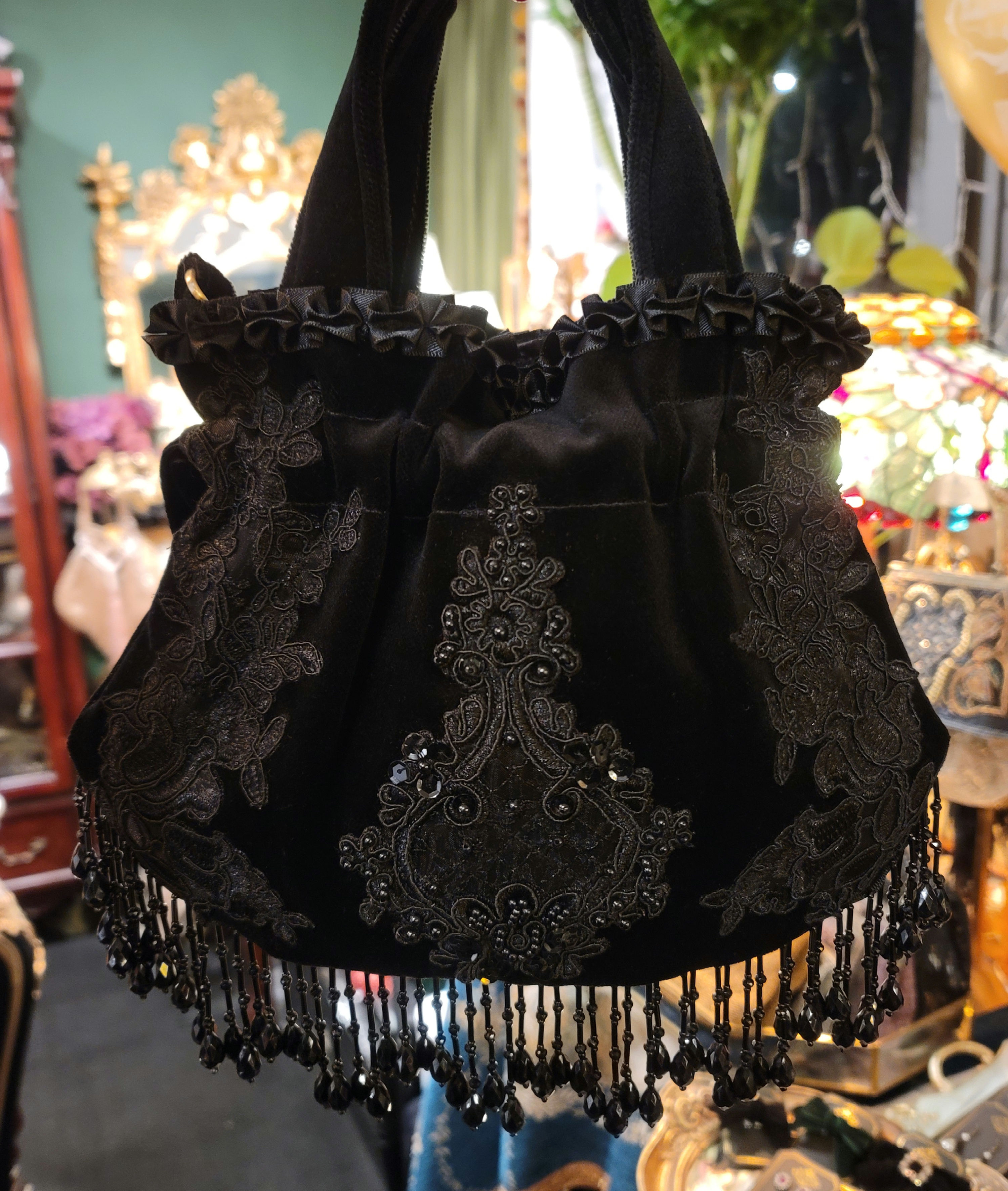 📣Limited-time discount📣Victorian Lace Beaded Tassel Two-way Handbag 蕾絲釘珠流蘇兩用手袋