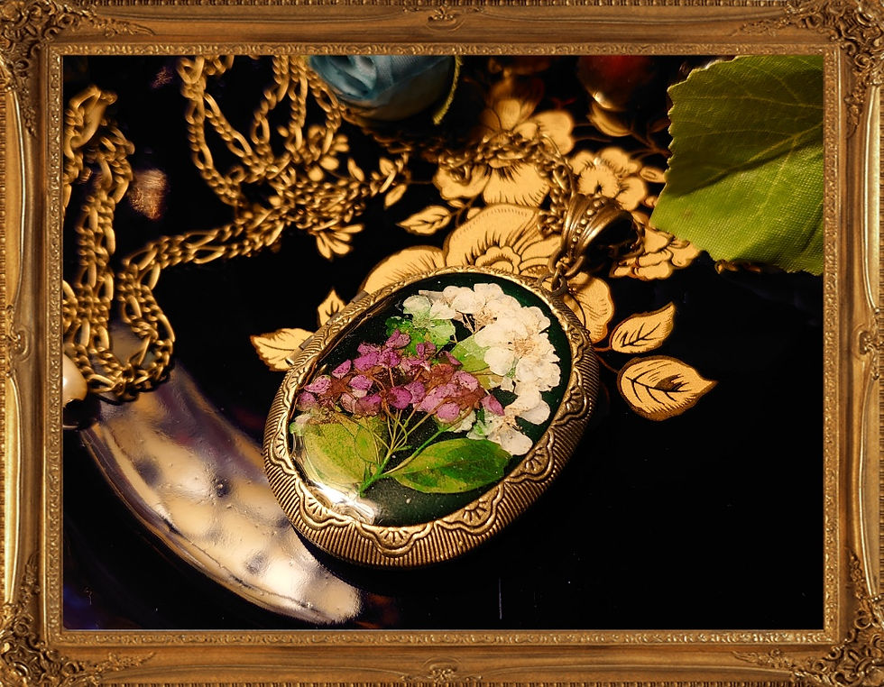 Thumbnail: Vintage purple and white flower long necklace (openable) 復古紫白色小花長頸鏈(可打開)
