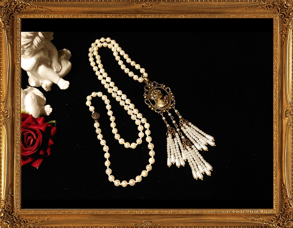Thumbnail: Vintage tassel shell pearl long necklace 復古女人像流蘇貝珠長頸鏈