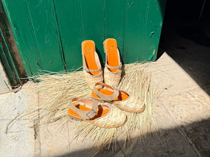 Sandales et mules : la palme de l’Algarve réinventée par un créateur de chaussures haut de gamme