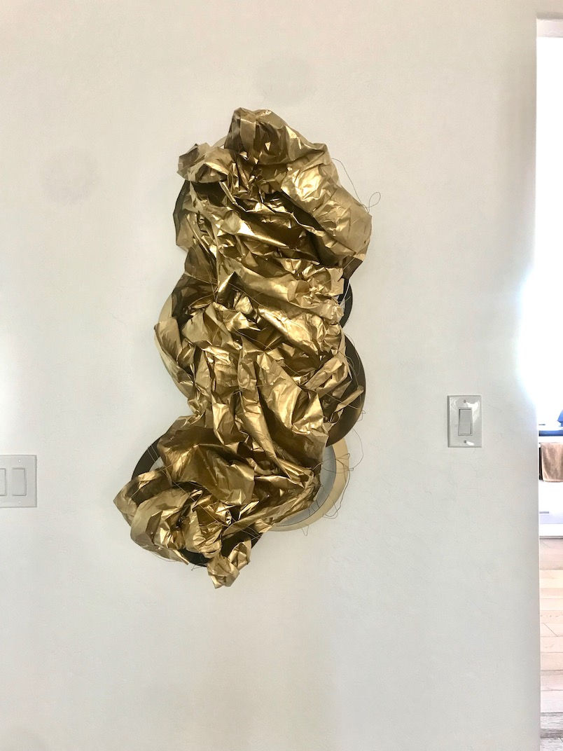 art-upcycle-recycle-sustainable-artist-decor