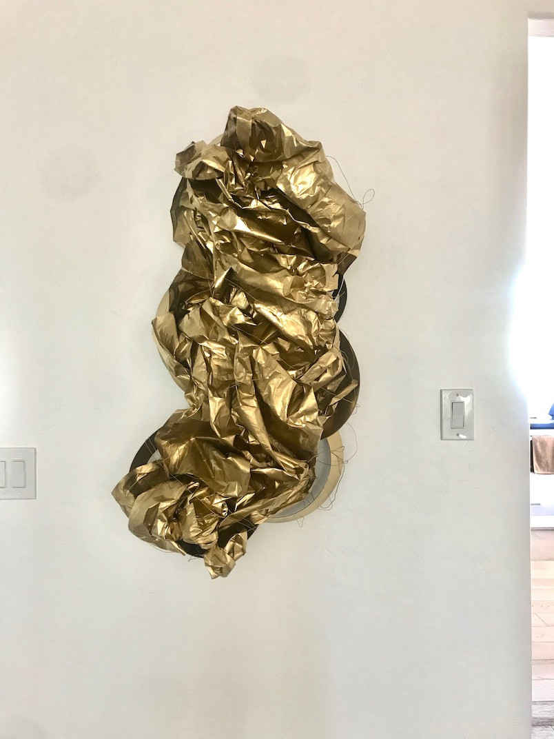 art-upcycle-recycle-sustainable-artist-decor