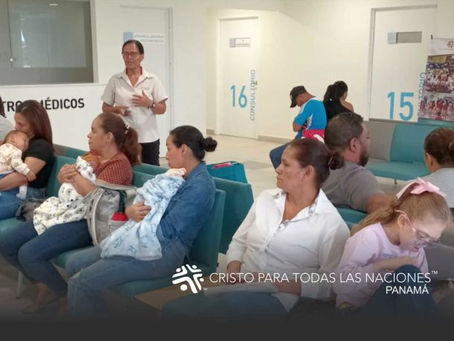 Orientación a familias sobre el manejo del estrés en jóvenes en la Ciudad de la Salud