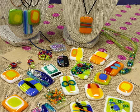 Warm Her Heart - Pendant Party