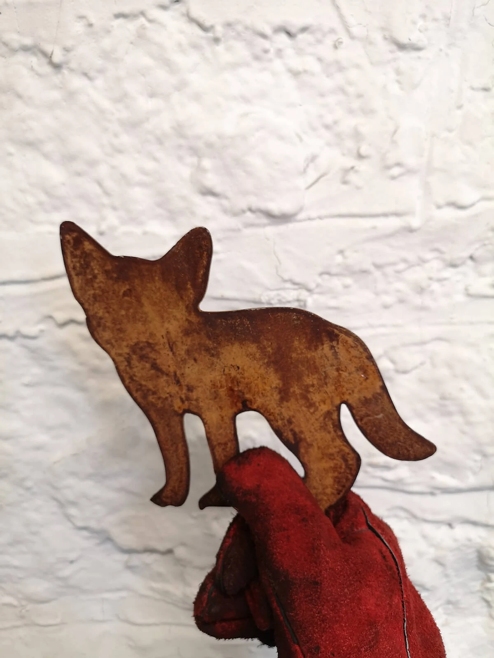 Thumbnail: Rusty Metal Family of Foxes