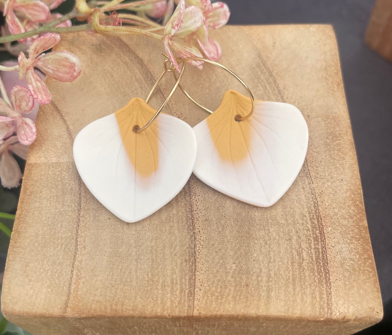 Créoles en porcelaine colorée Marie Courtillat Bijoux en Porcelaine