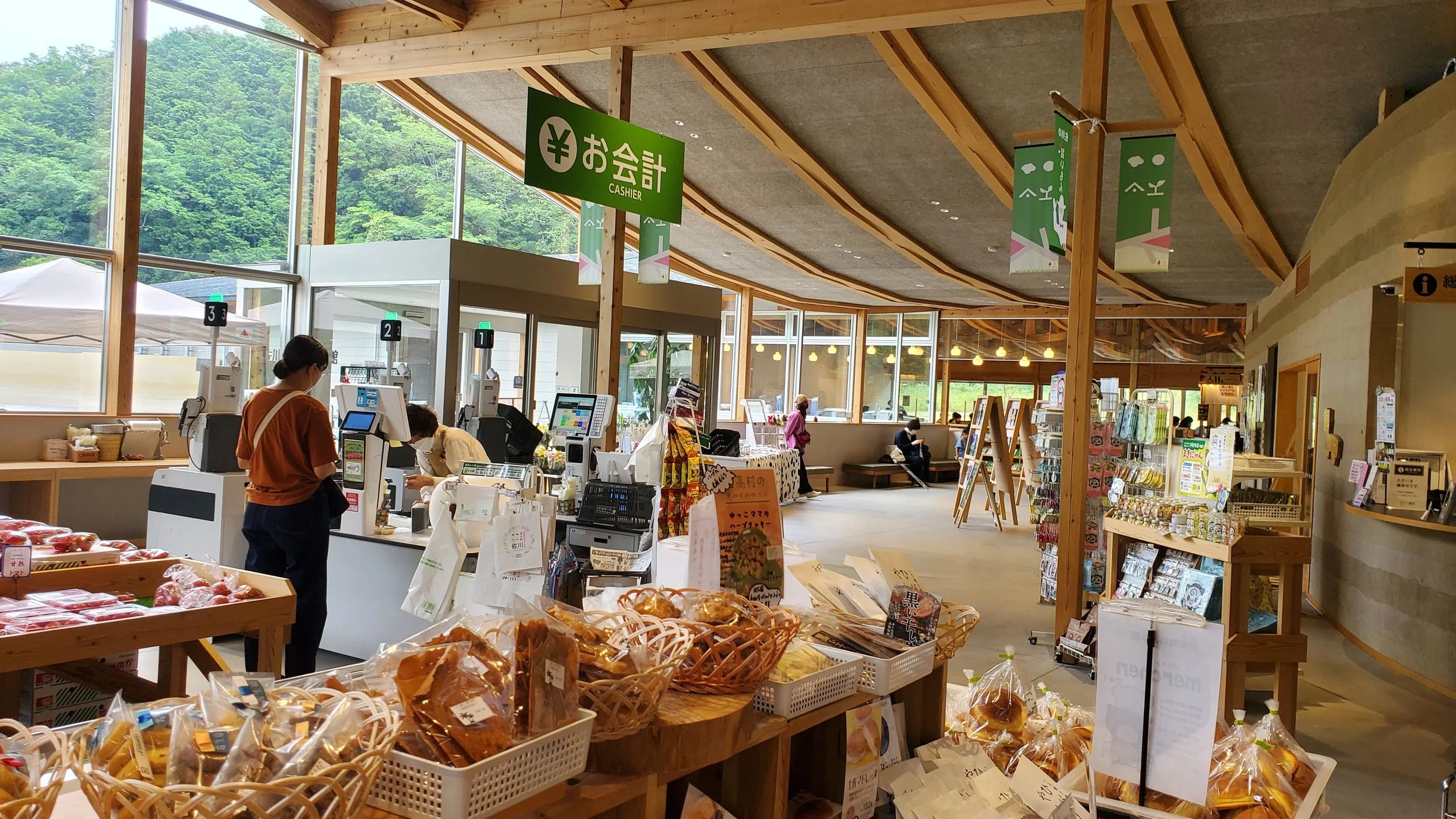 Japan campervan, Tokyo Campervan, Rent a campervan in Japan, Travel Japan by campervan, Road trip Japan, Campervan Japan, Camping in Japan, camping, Tokyo camper, Japan camper van, mini camper van , rental car Japan, Japan campers, Tokyo campers