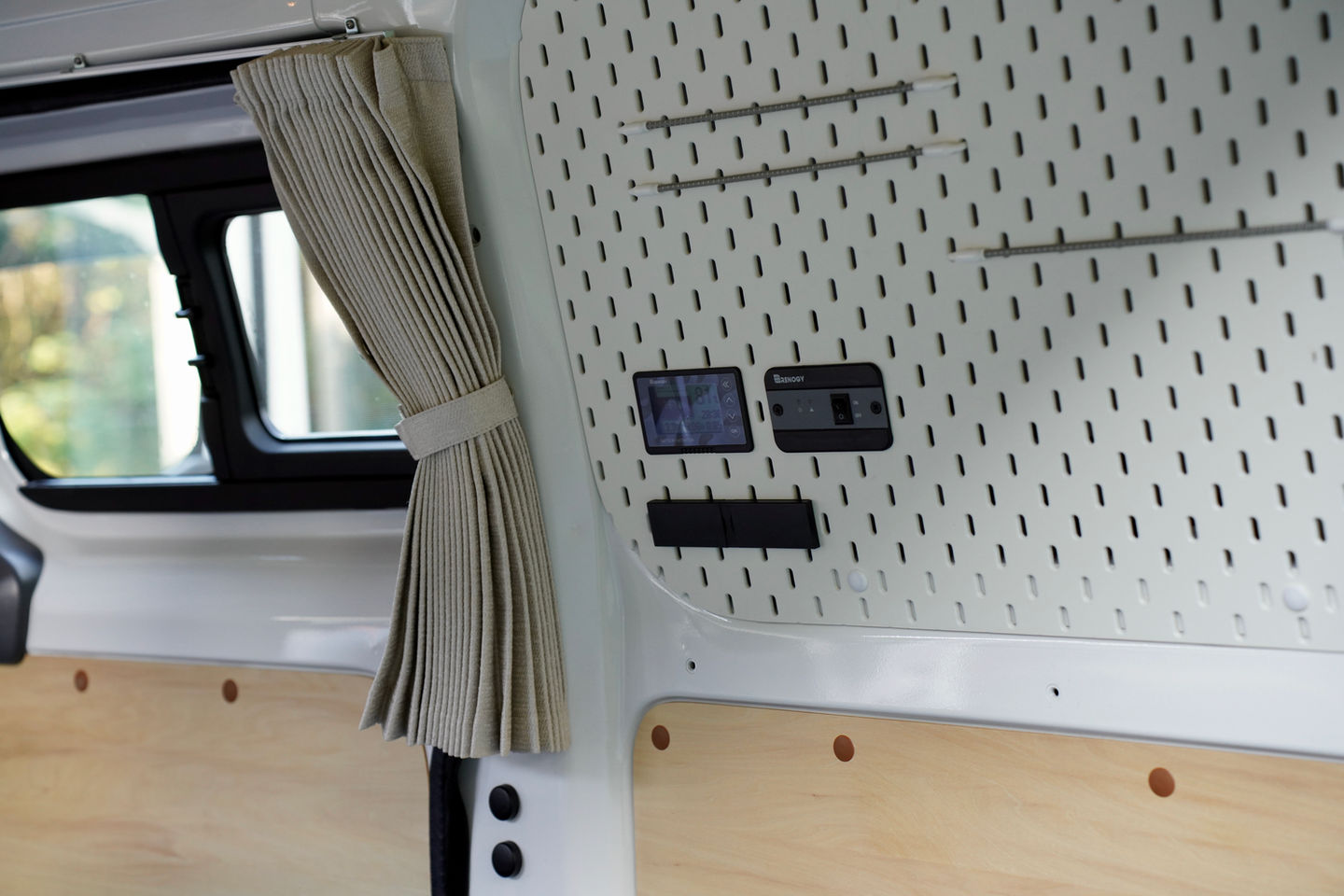 Japan campervan, Tokyo Campervan, Rent a campervan in Japan, Travel Japan by campervan, Road trip Japan, Campervan Japan, Camping in Japan, camping, Tokyo campervan, Japan camper van, mini camper van , rental car Japan