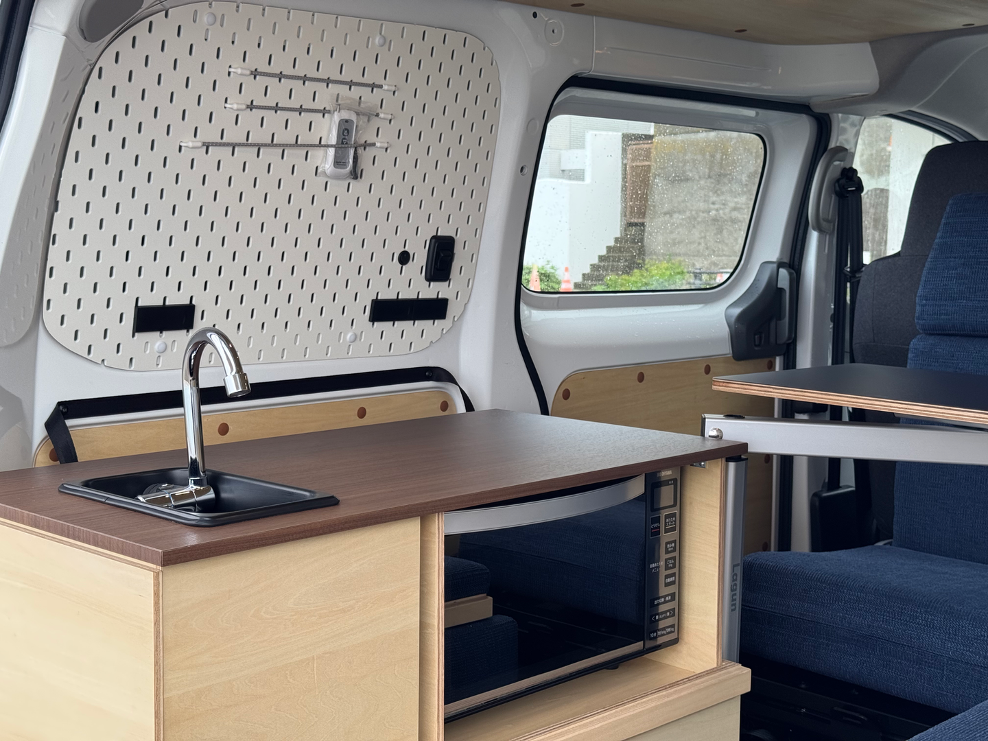 Japan campervan, Tokyo Campervan, Rent a campervan in Japan, Travel Japan by campervan, Road trip Japan, Campervan Japan, Camping in Japan, camping, Tokyo campervan, Japan camper van, mini camper van , rental car Japan