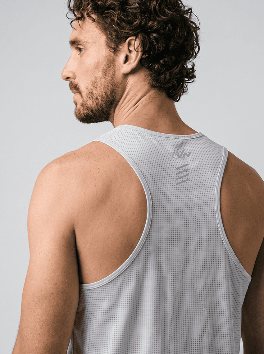 תמונה ממוזערת: VN Racer Tank - גופיית ריצה לגבר בצבע סערה לבן