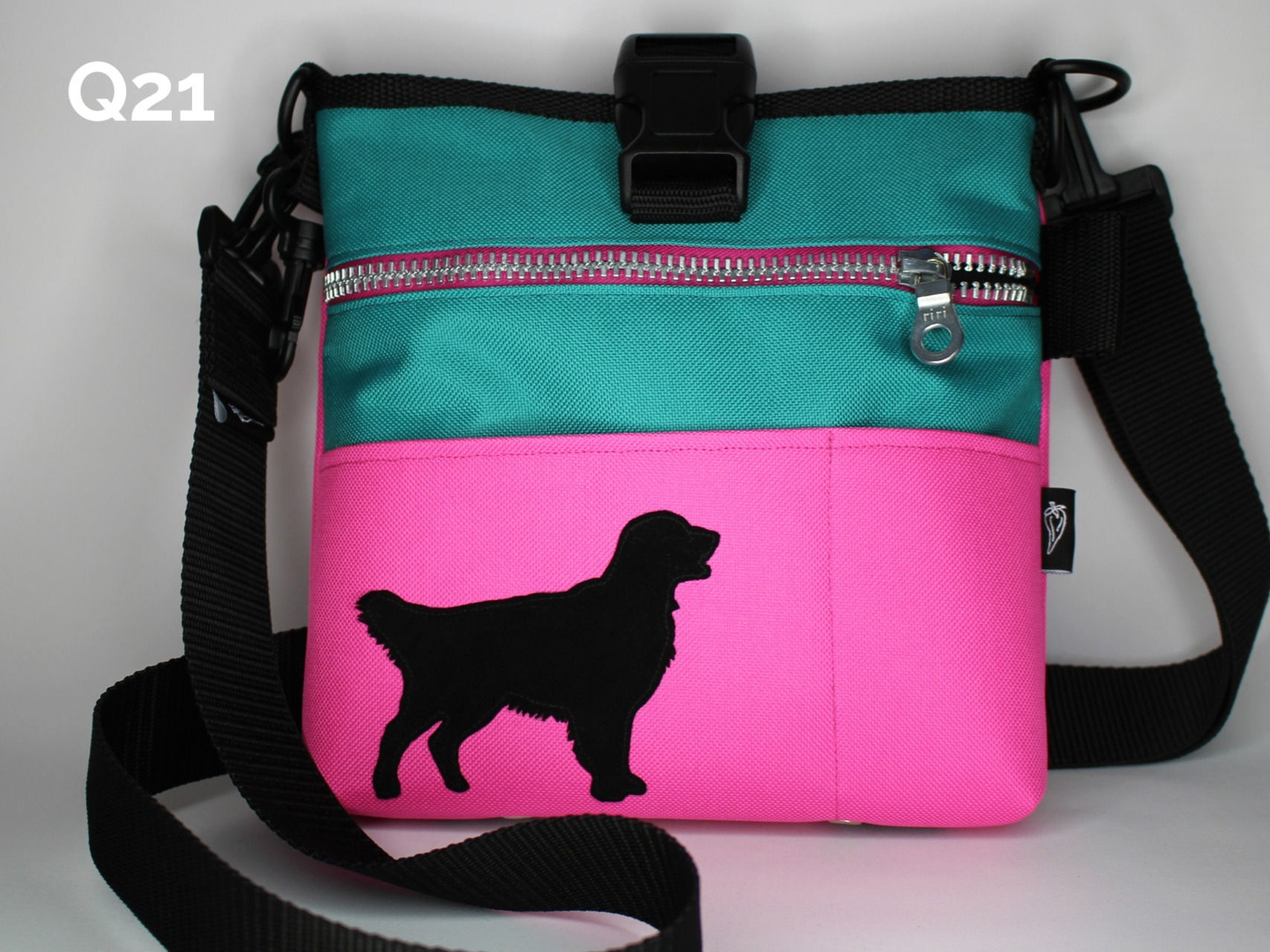 Paprika Slingbag Q mit Silhouette und Innenfach