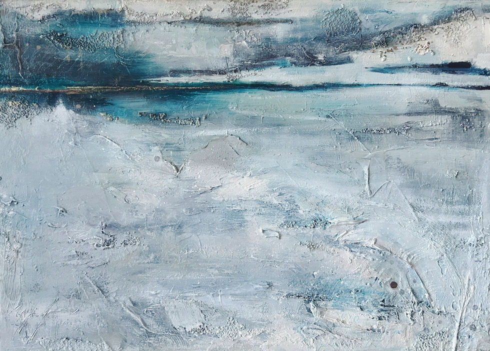 súčasná olejomaľba na stenu od ivi mrak fine art - zimný riečno morský, modrý abstrakt so zlatým listom s textúrou