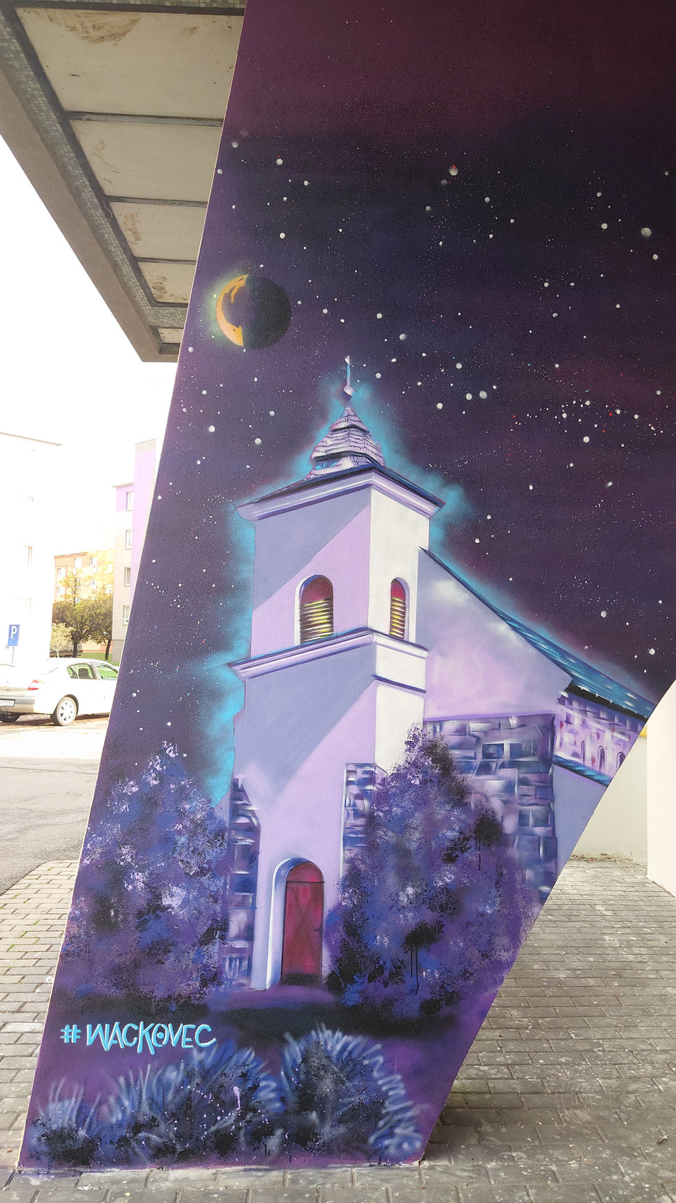 artistic-spray-painting-of-the-dominants-of-the-city-of-levice-legends