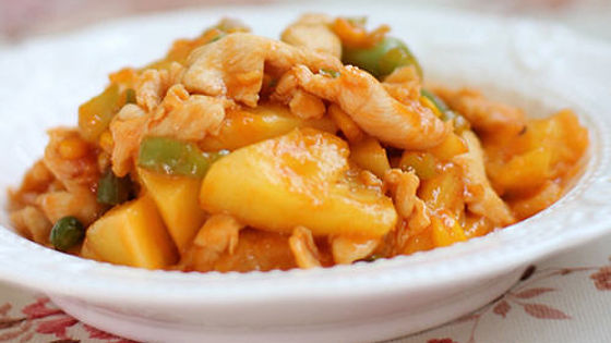 85# chicken in pineapple in sauce / 菠萝鸡
