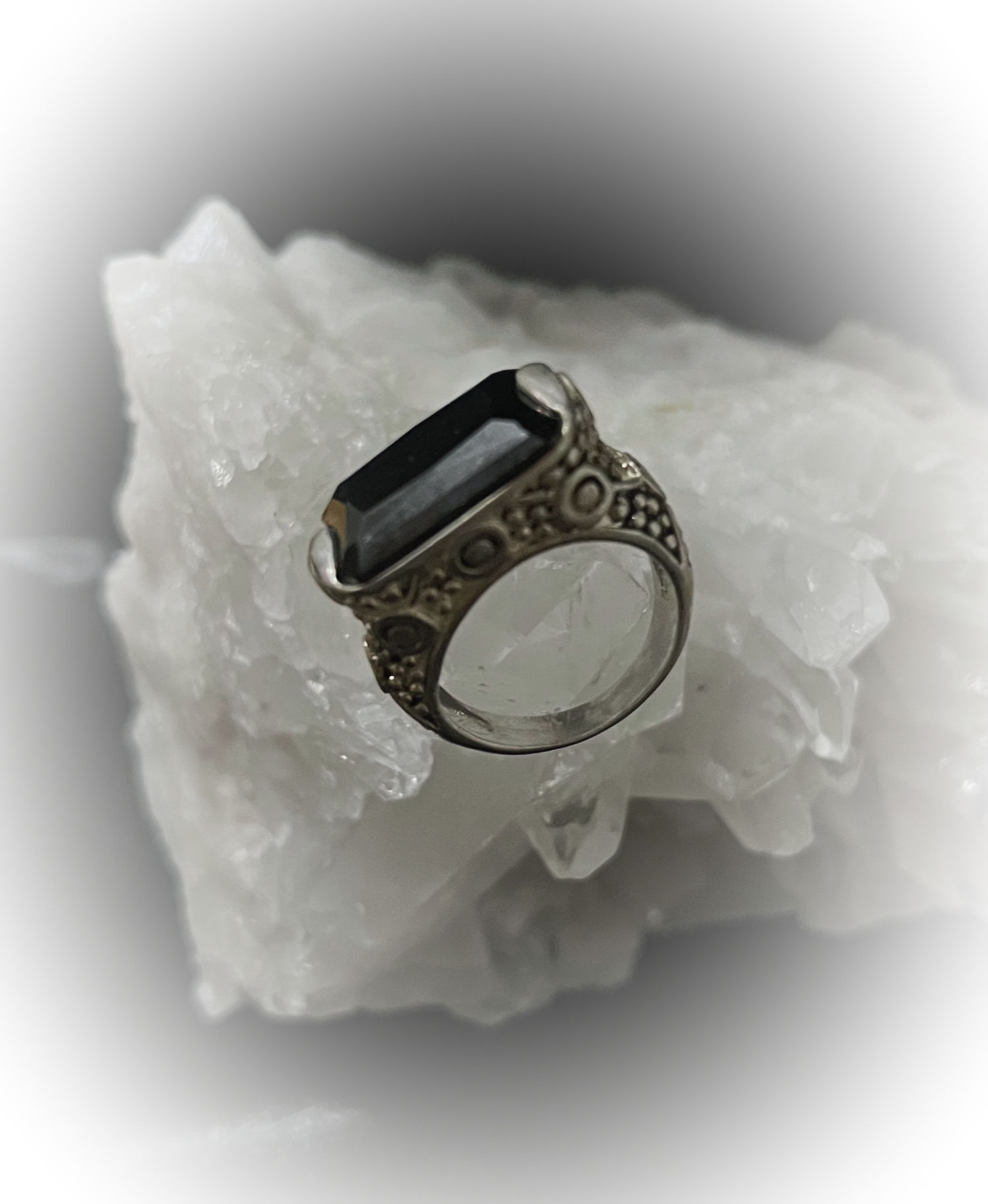 Onyx Rectangle Silver Ring