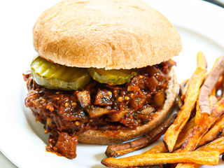 Meatless Sloppy Joes + Sweet Potato Fries