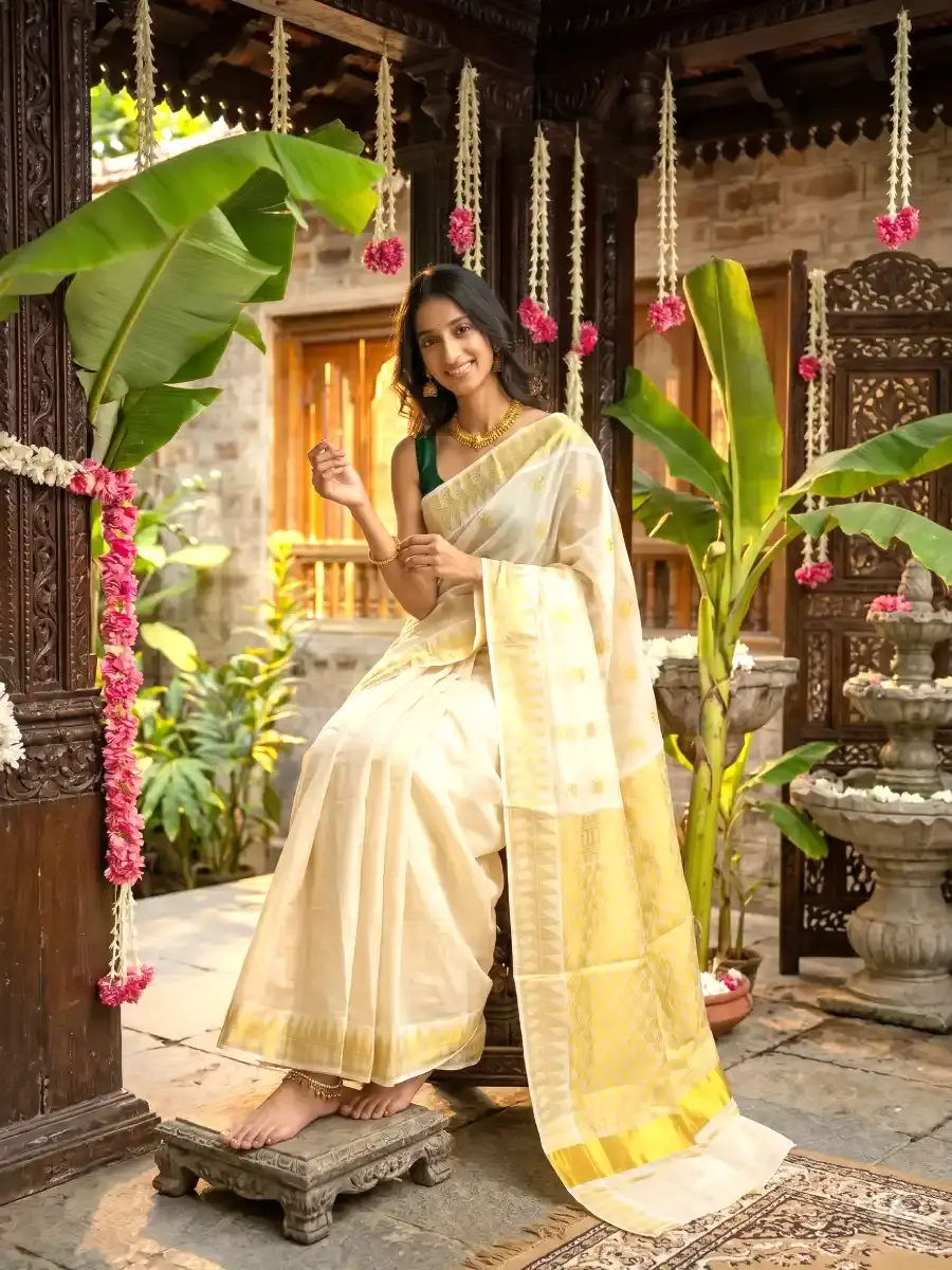 Balaramapuram Mango Premium Zari Woven Kasavu Tissue Saree with Temple Pallu Sitting View