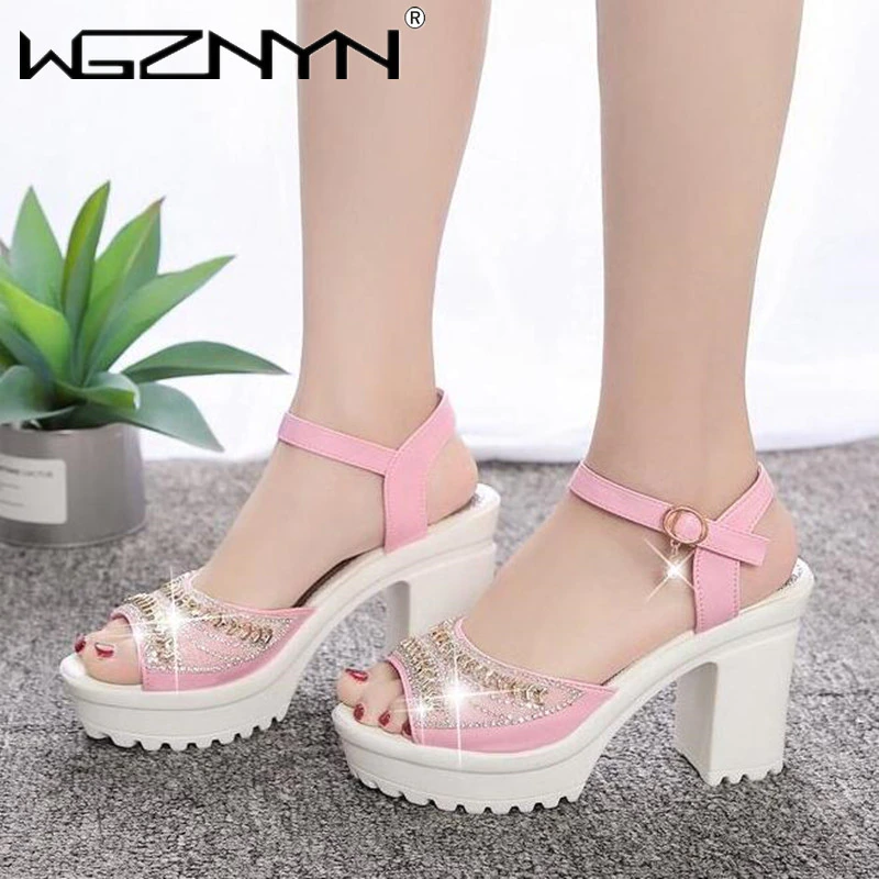 Thumbnail: Women's Elegant Platform Peep Toe Heeled Sandals 