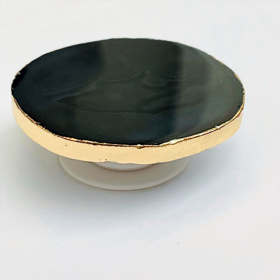 Thumbnail: Gold Trim Black