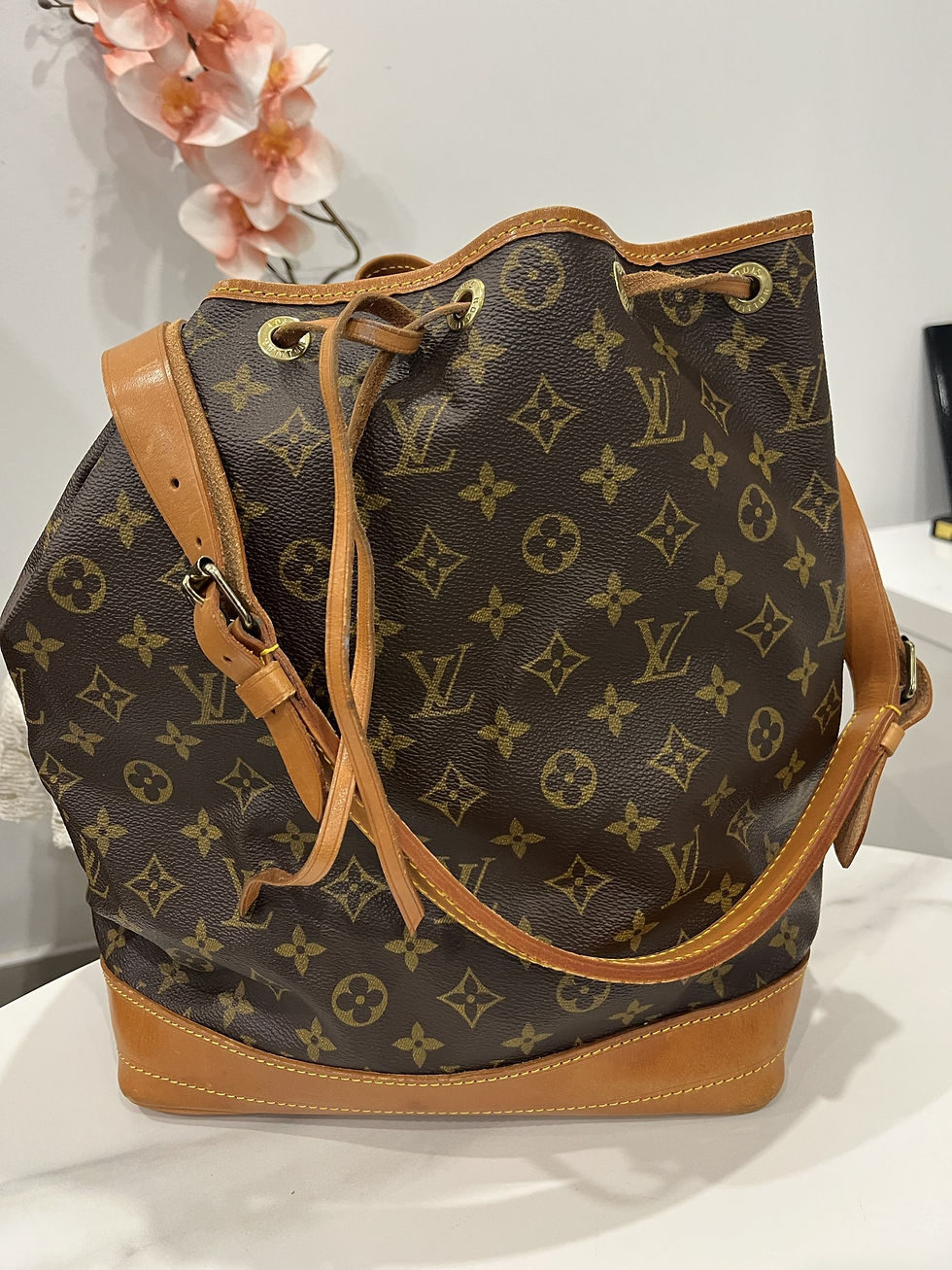 Thumbnail: Louis Vuitton Noe Neo GM Shoulder Bag