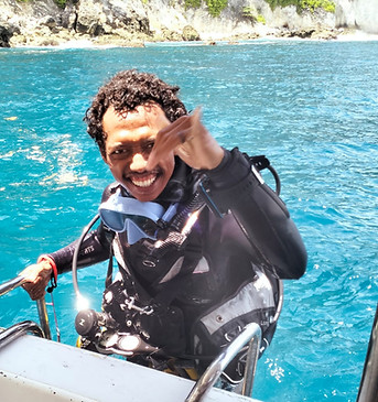 dive instructor Nusa Penida