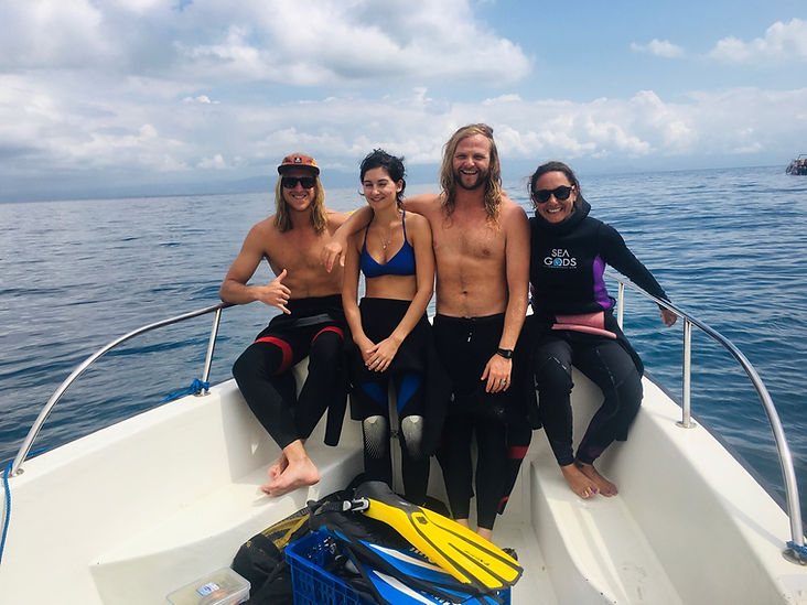 Divemaster training Nusa Penida.jpg