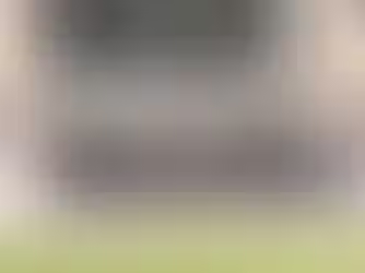 Záhradný stôl a stoličky: základ luxusnej terasy na letné stolovanie