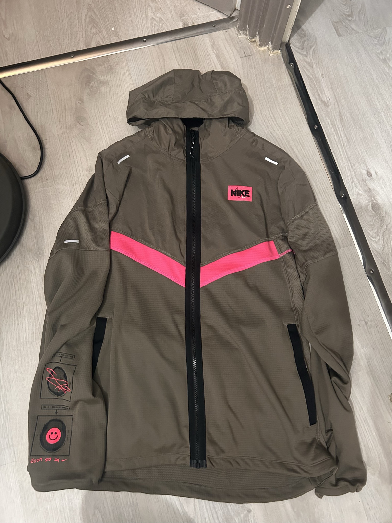 Veste à capuche Nike Windrunner