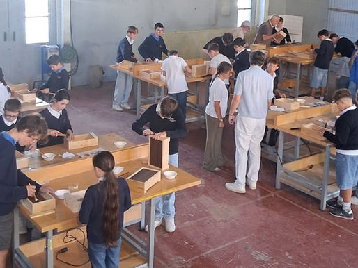 Les 4eme découvrent la menuiserie