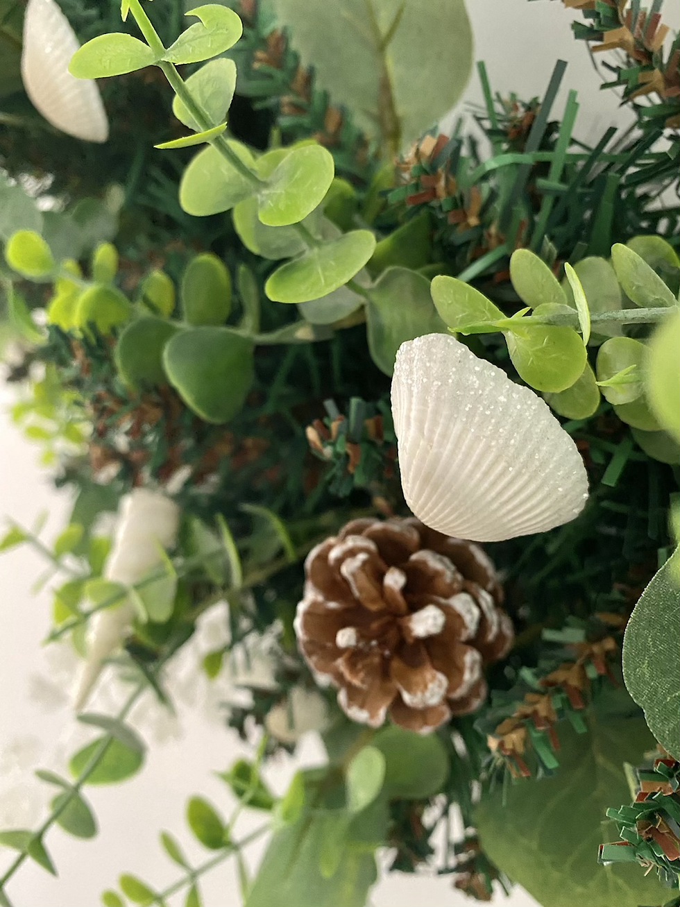 Thumbnail: Cream Seaside Wreath - 50cm