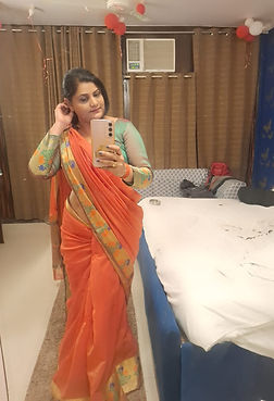 Independent housewife escort in Kanpur for private meetings